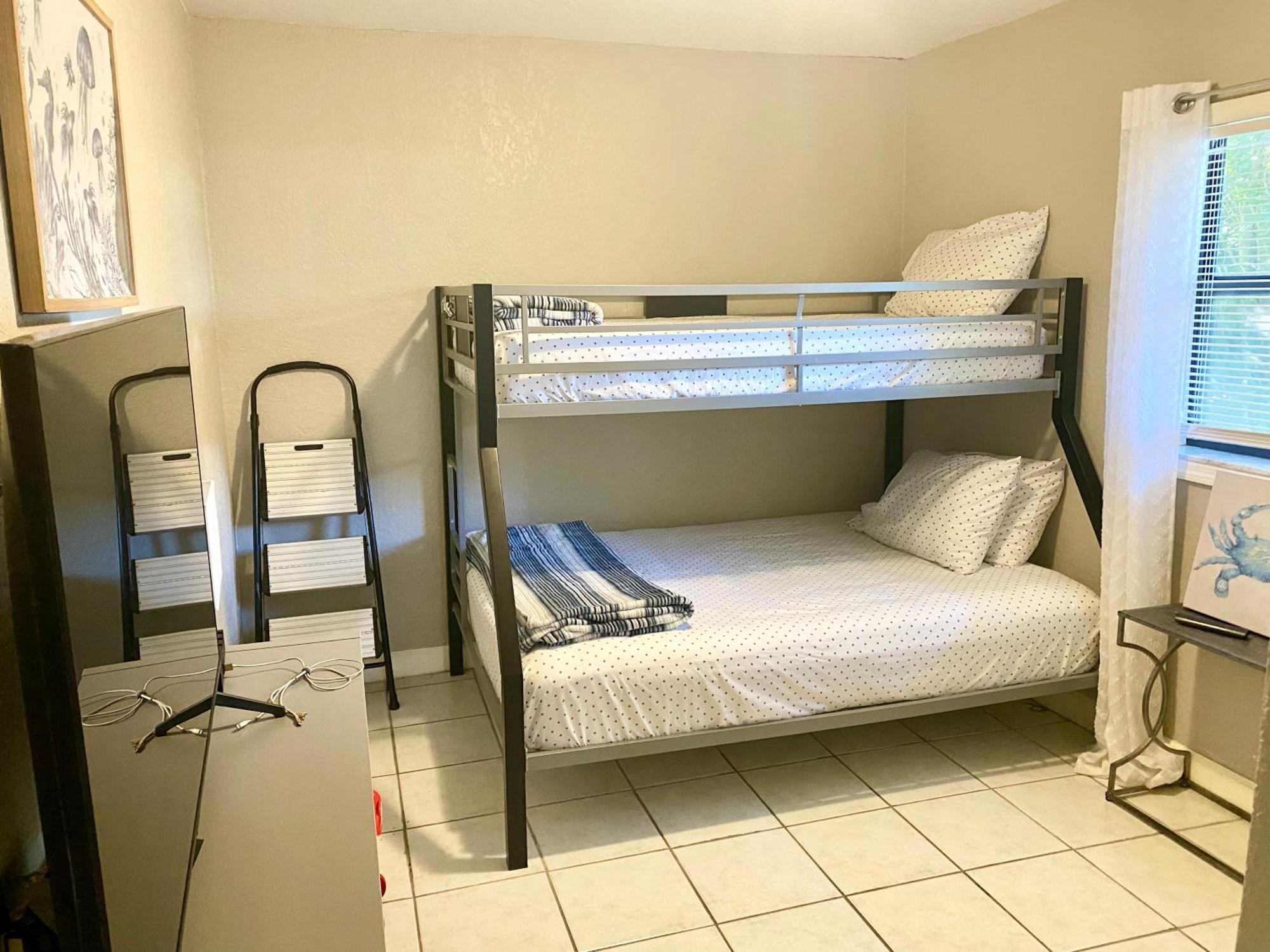 Sunshine Acre 2B 2B King Master Suite, Big Yard Дейви Екстериор снимка