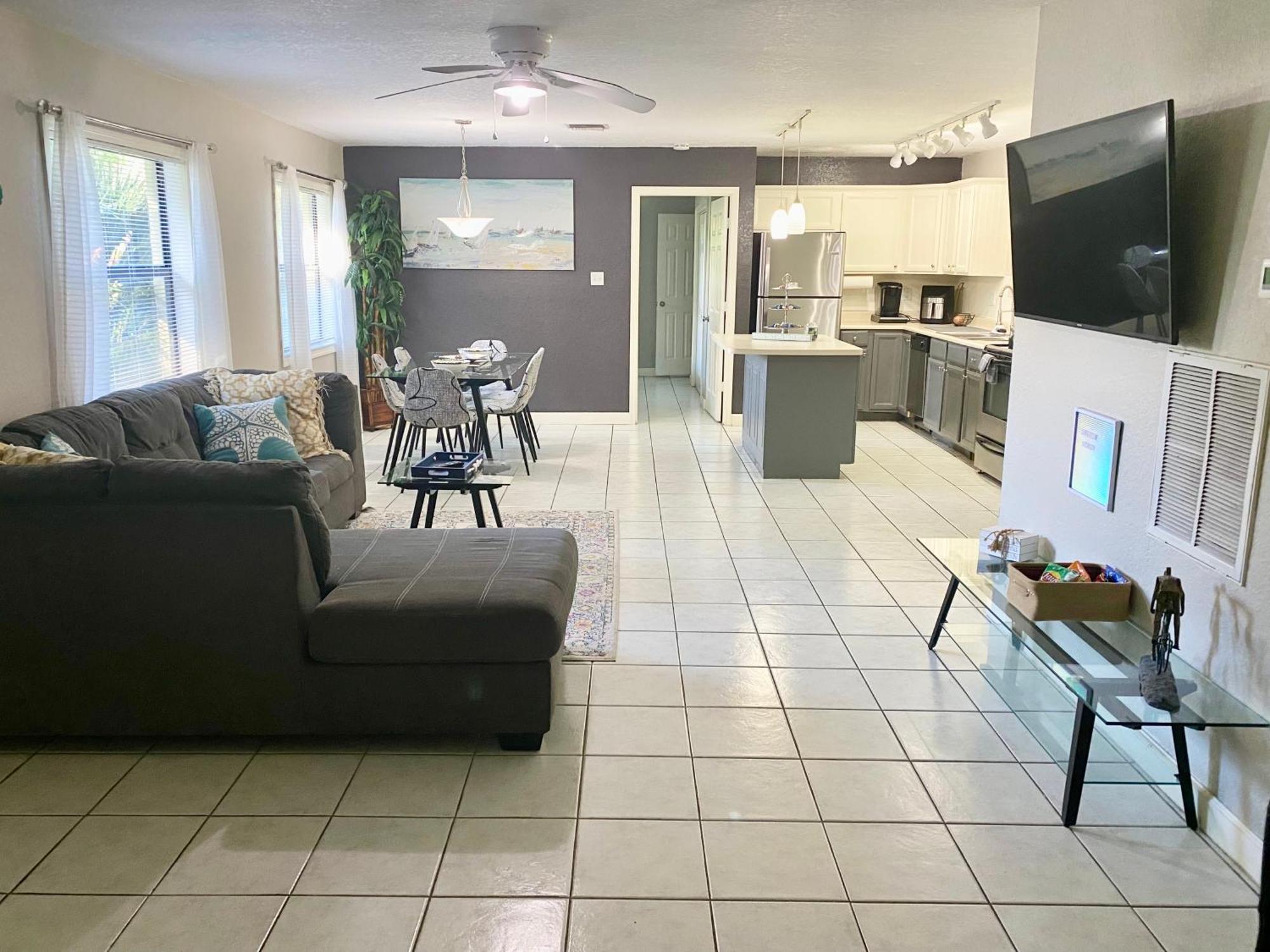 Sunshine Acre 2B 2B King Master Suite, Big Yard Дейви Екстериор снимка